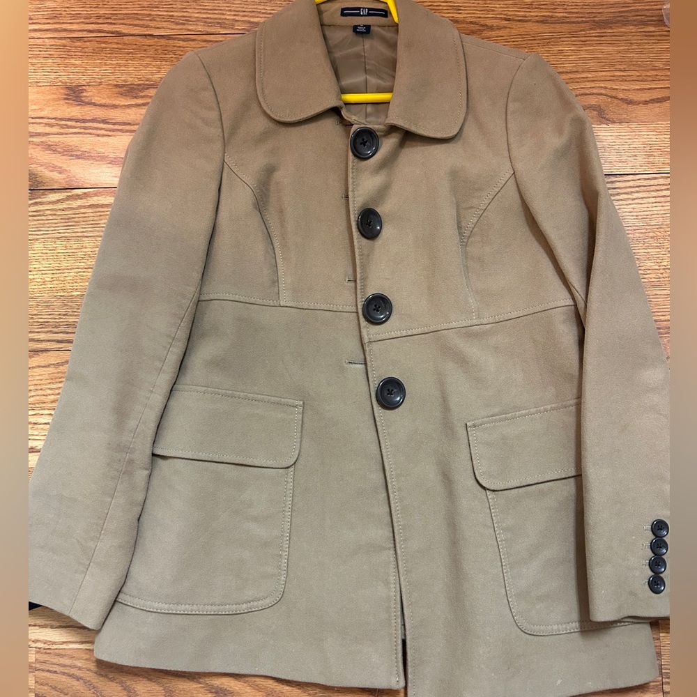 Beautiful gap khaki trench pea coat style